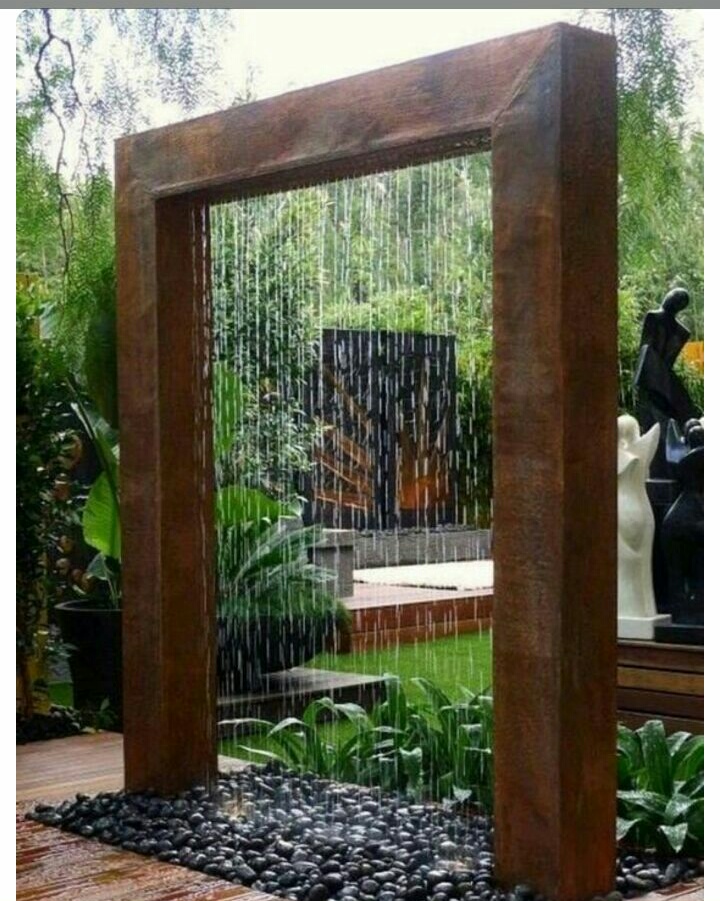 Water Gate